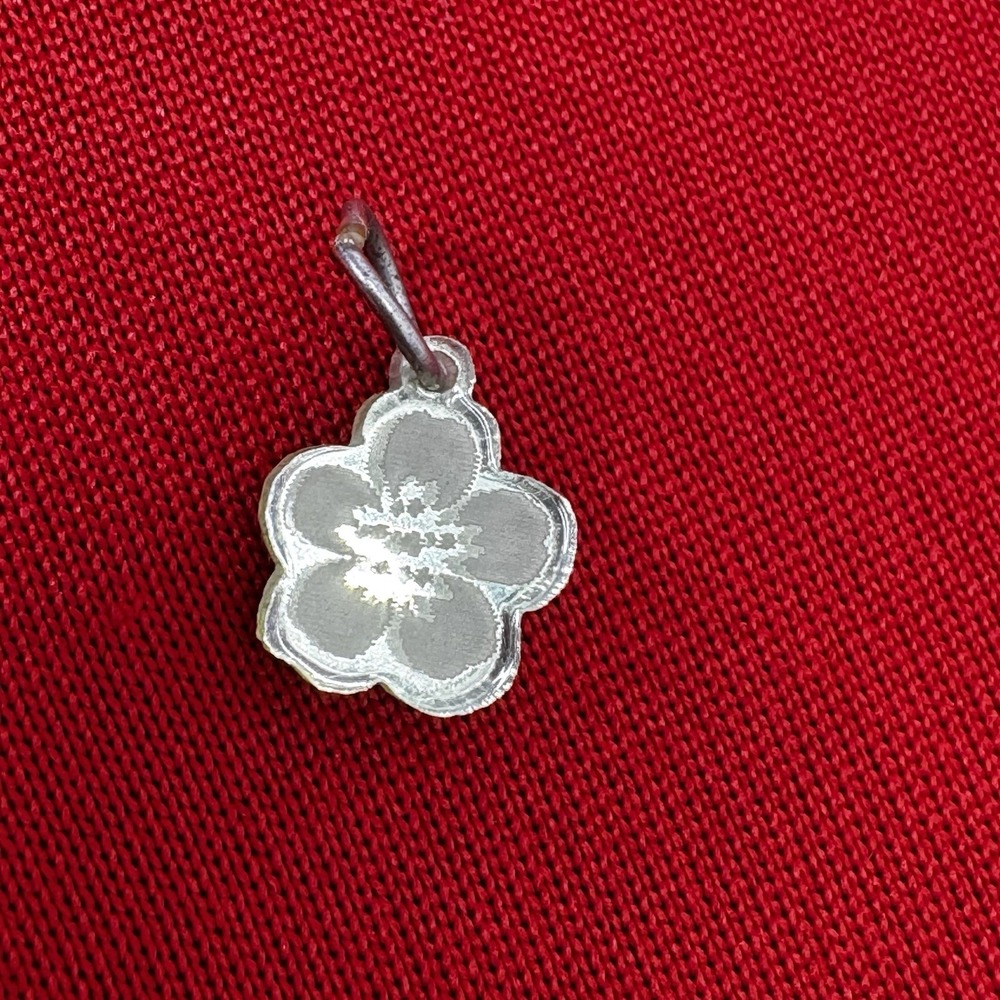 Small Yellowish‎ Green Mirrored Flower Charm